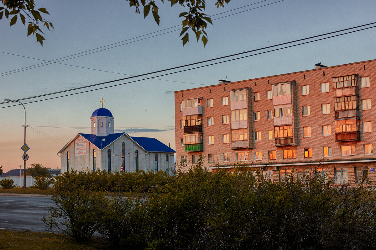 Неброский блеск вечерней позолоты - Дмитрий Костоусов