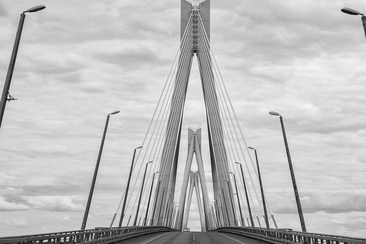 Симметрия и геометрия - Вячеслав Владимирович