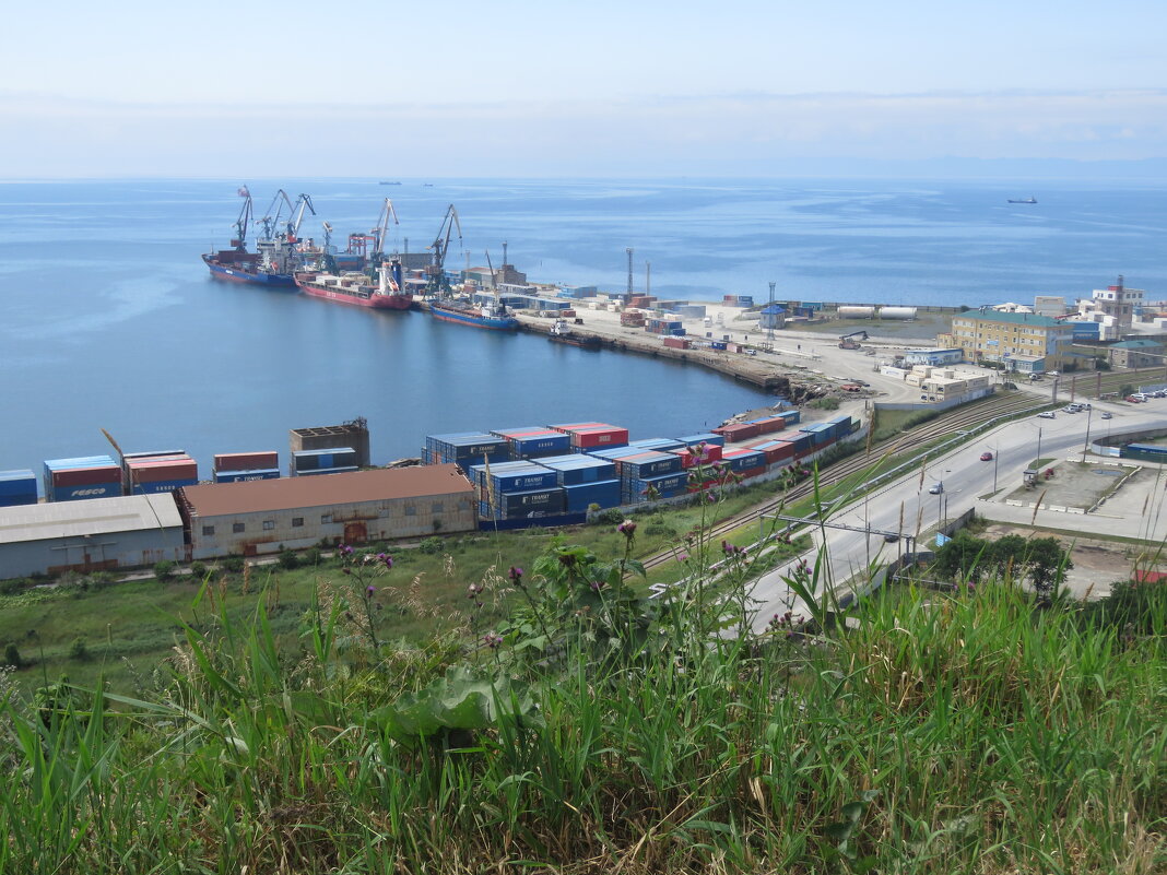 Грузовой порт в Корсакове - ИРЭН@ .