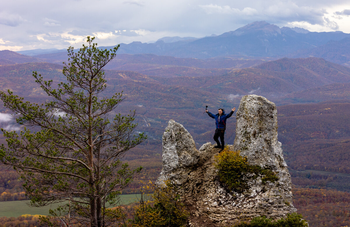 Адыгея.Скала  "чертов палец" - ирина )))