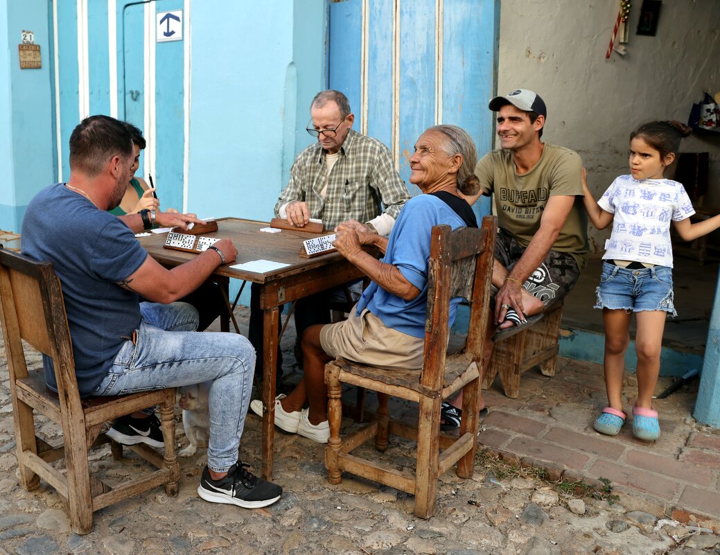 Игра в домино, Куба - Александра Николаева Игра в домино, Куба - Александра Николаева