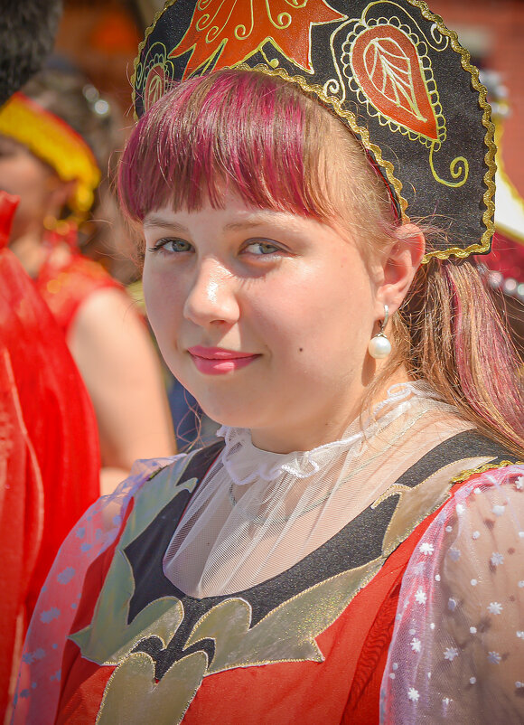 На щёчке родинка.... - юрий Амосов