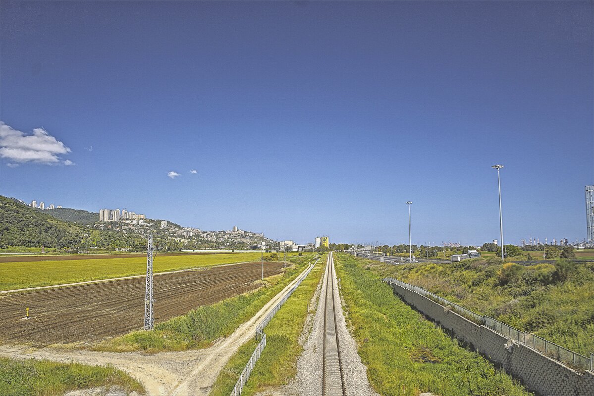 Видна  Хайфа - ujgcvbif 