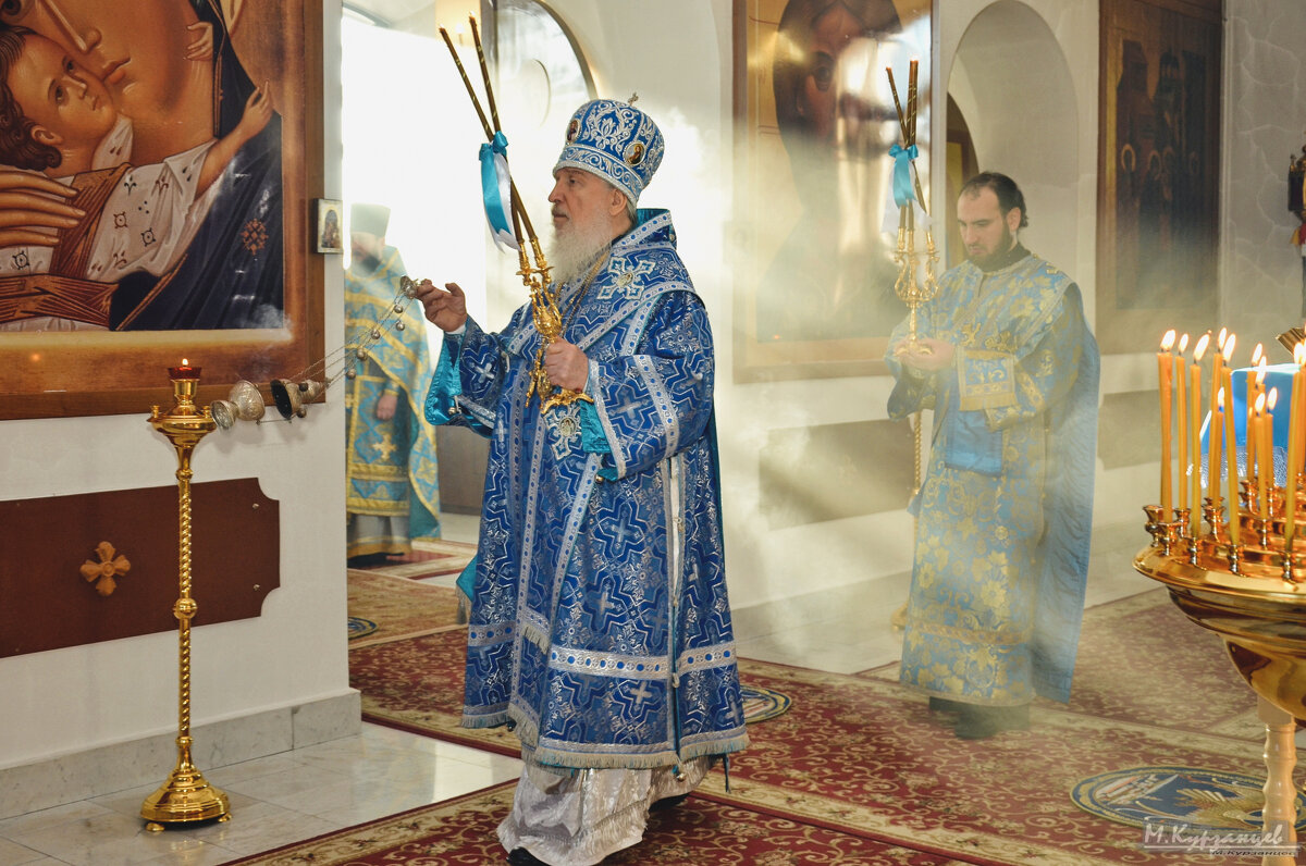 Со Сретением Господним! Праздничная служба. - Михаил Курзанцев