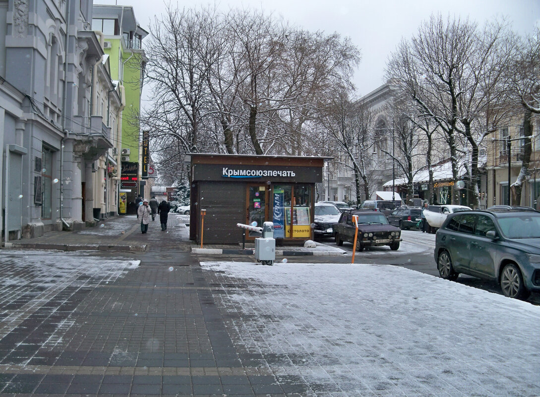 На улице  Горького - Валентин Семчишин