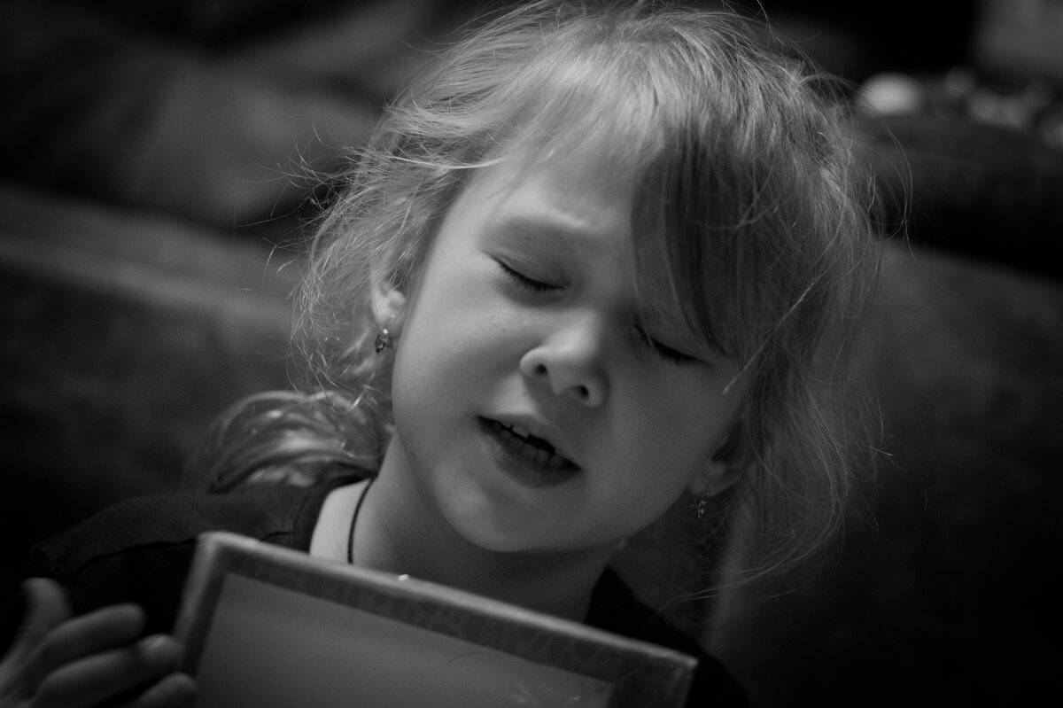 -виновата ли я, что мой голос дрожал,когда пела я песню ему... - Артём Евтюхов -виновата ли я, что мой голос дрожал,когда пела я песню ему... - Артём Евтюхов