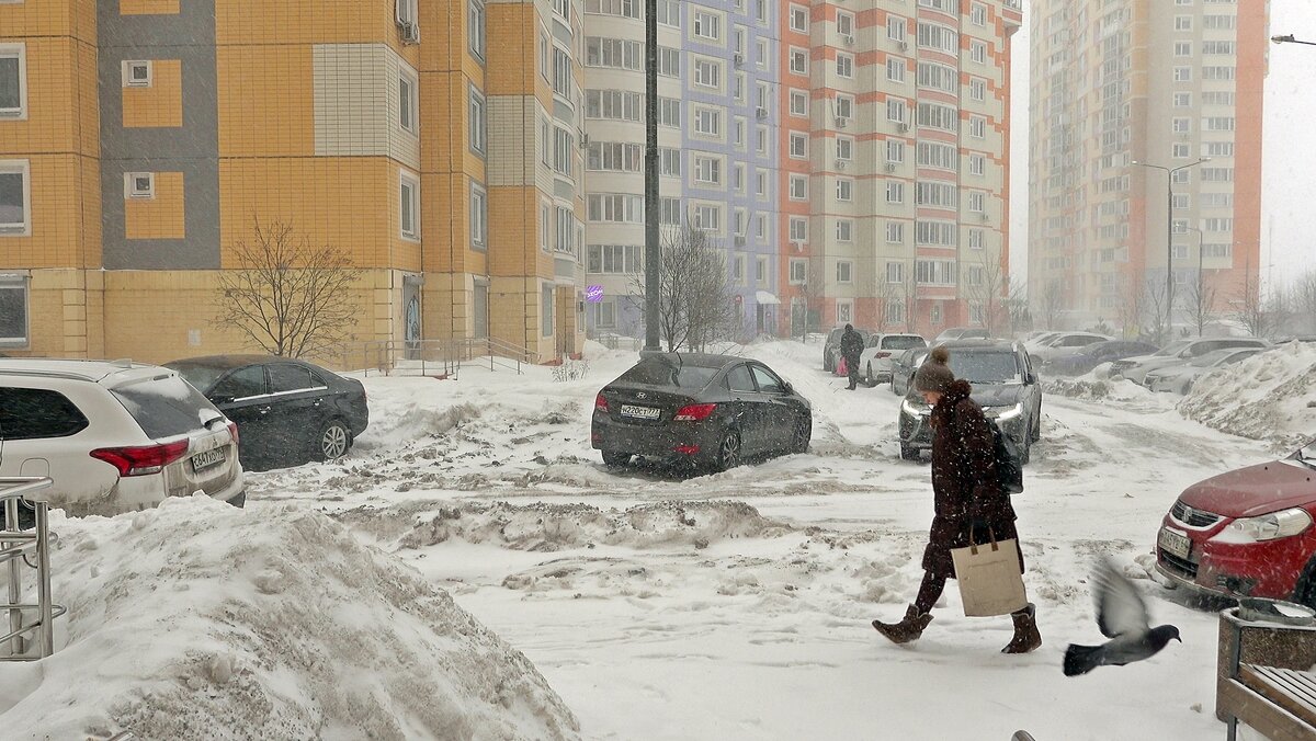 Все спешат, все бегут.. - Валерий Иванович