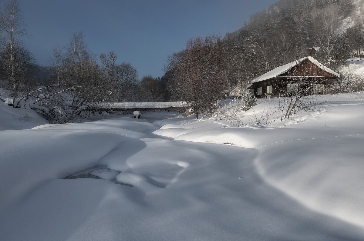 Застывшая речка - Марина Фомина. Застывшая речка - Марина Фомина.
