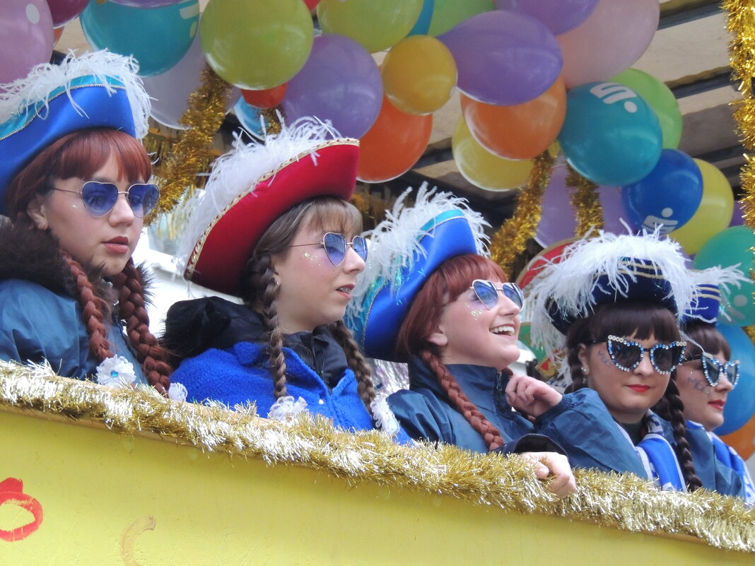 Карнавал - Алла Булашевская