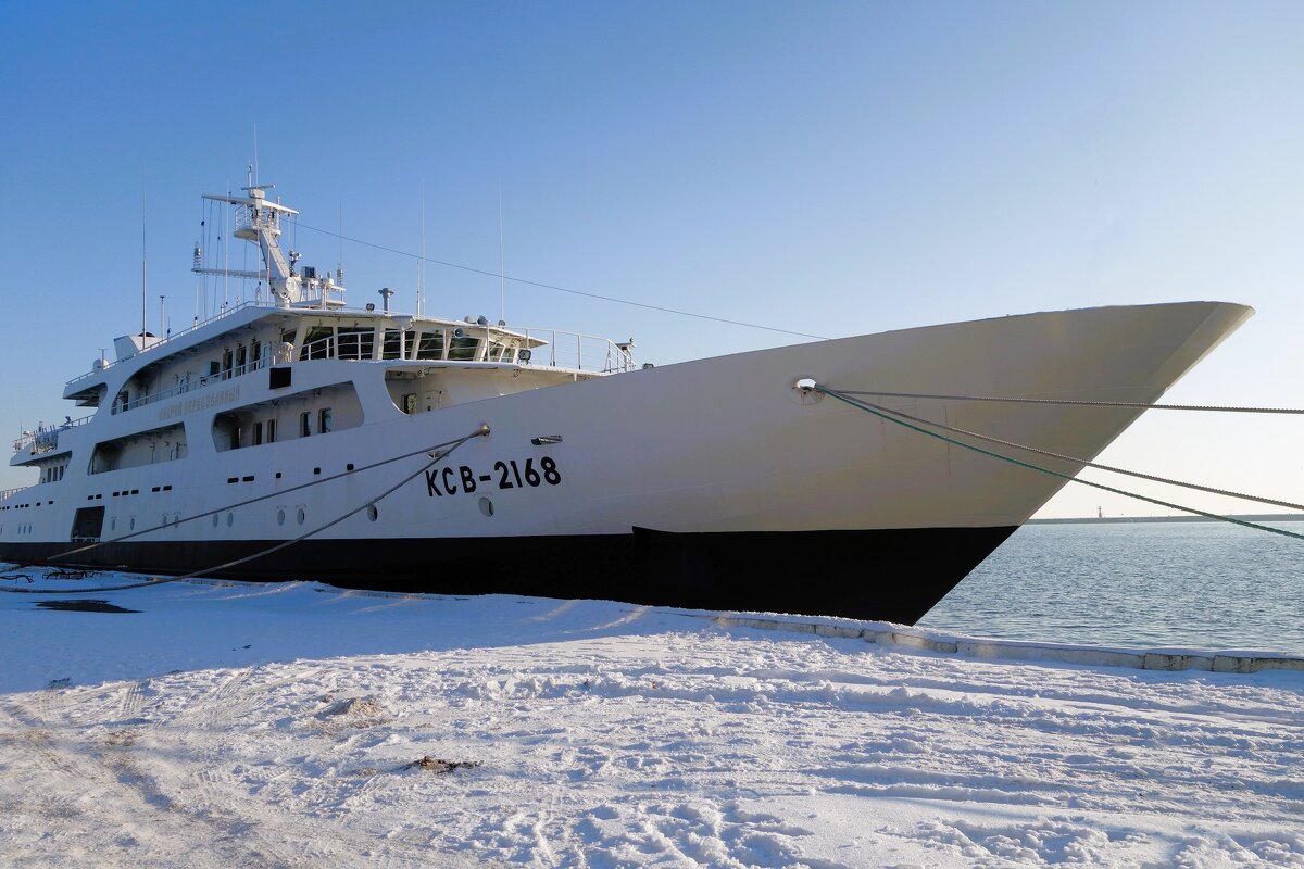 Катер связи, Балтийск - Рита Симонова Катер связи, Балтийск - Рита Симонова