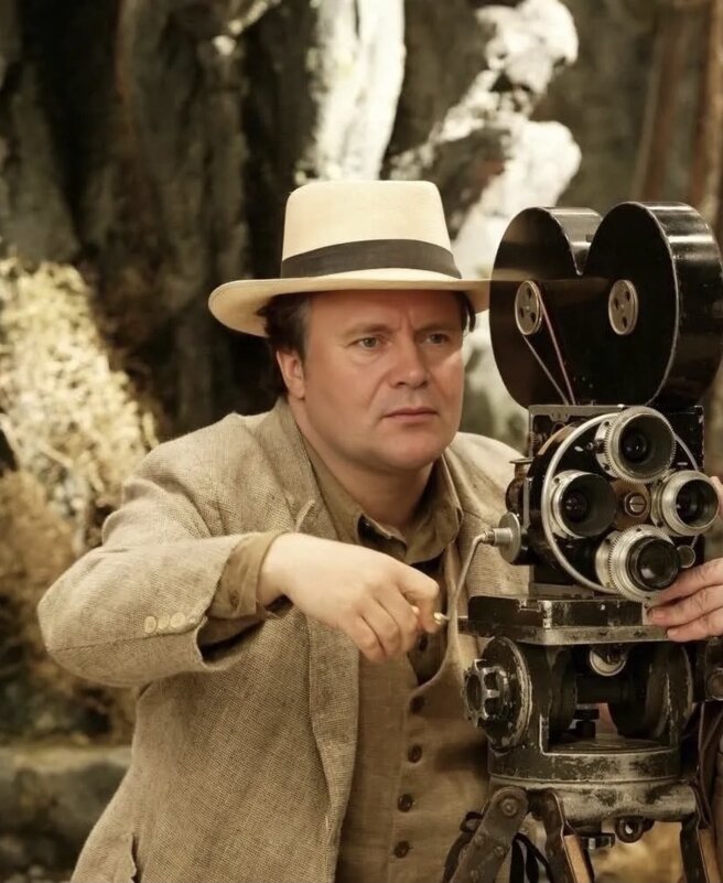 Дорогие фотографы, с праздником международным Вас, как операторов мгновения! - Alexey YakovLev