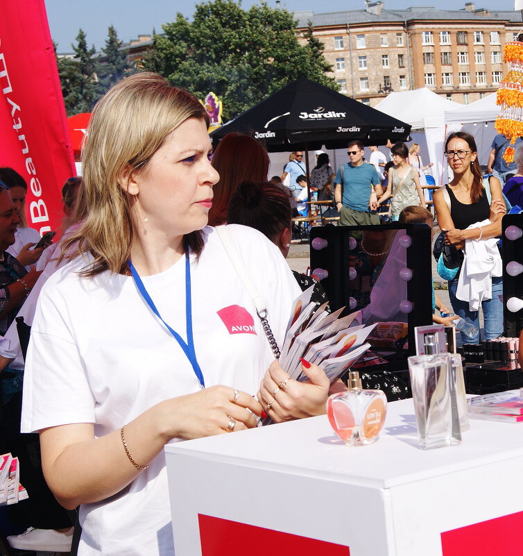 *** - Виктор Никитенко