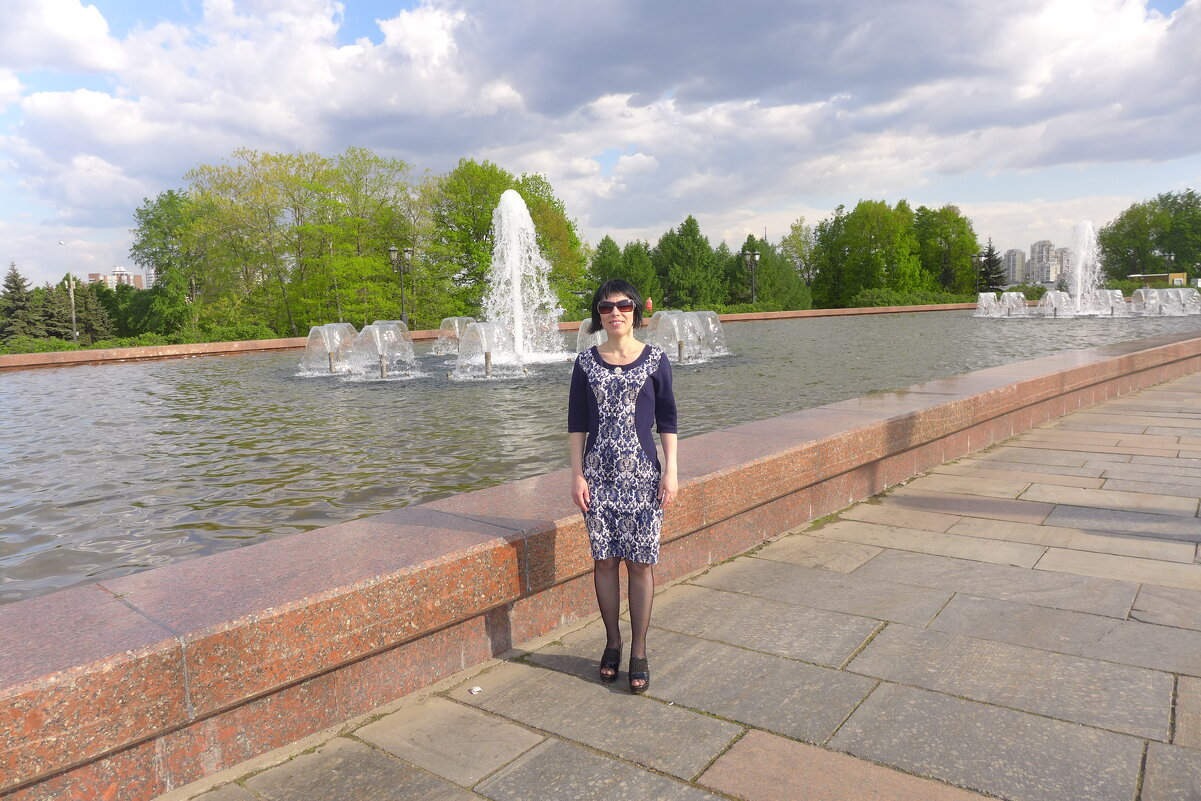 Просто женщина... - Михаил Елочкин Просто женщина... - Михаил Елочкин