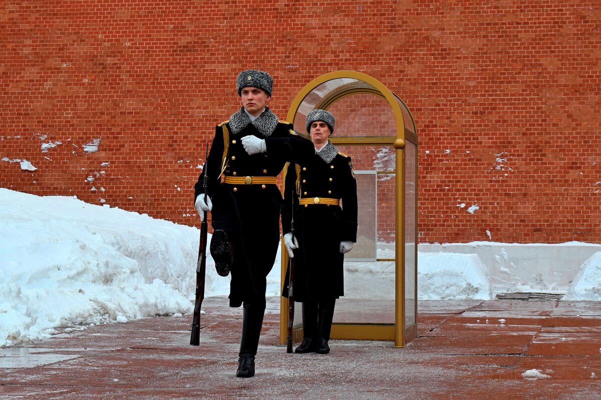 Чеканя шаг. - Татьяна Помогалова