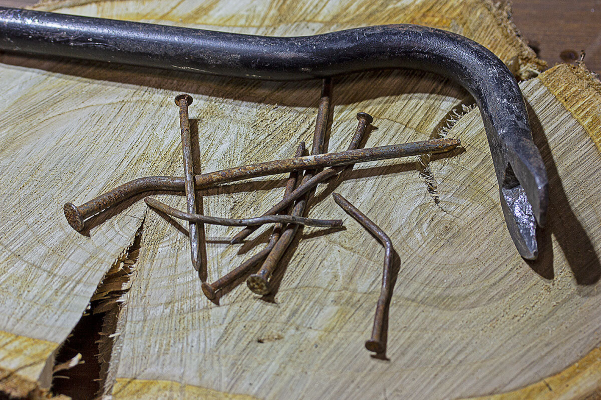 Жизнь вещей. Ржавые гвозди - Александр Трухин