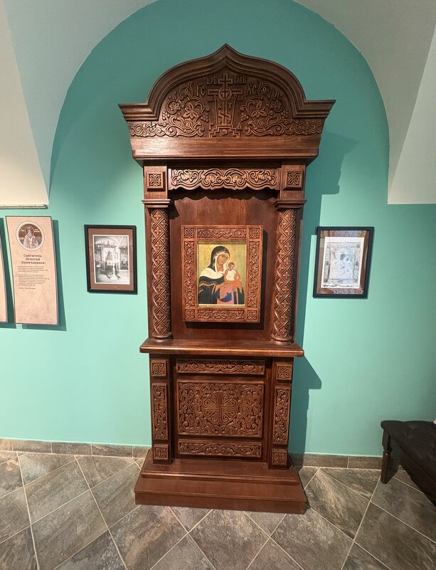 Киот напольный - Наталия Павлова