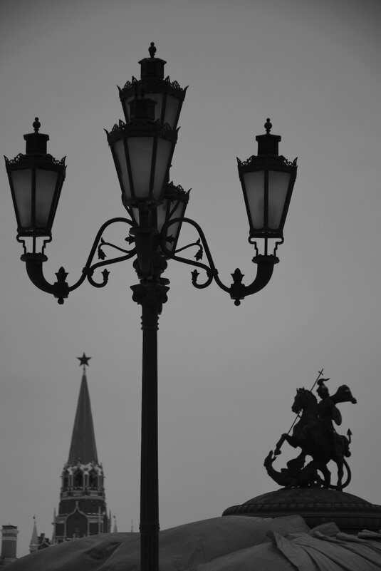 Манежная площадь - Мария Яковлева Манежная площадь - Мария Яковлева