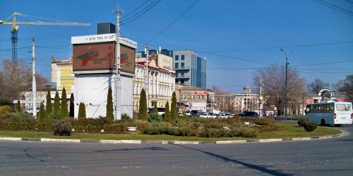 Кольцо на площади  Советской - Валентин Семчишин