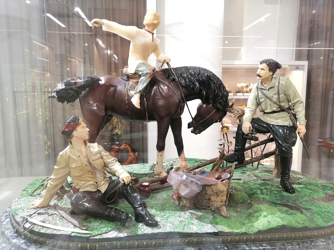 Чапаев в камне - Евгений Алябьев Чапаев в камне - Евгений Алябьев