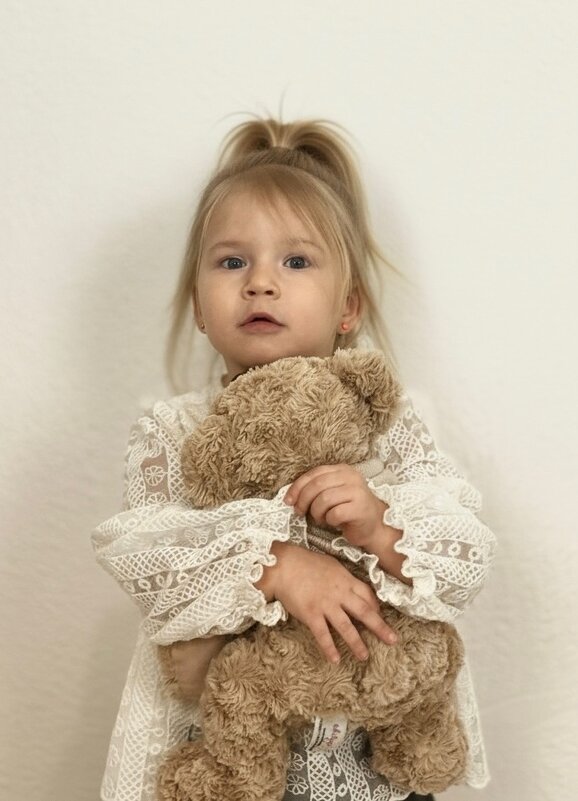 Мира и мишка - Татьяна Севрюгина