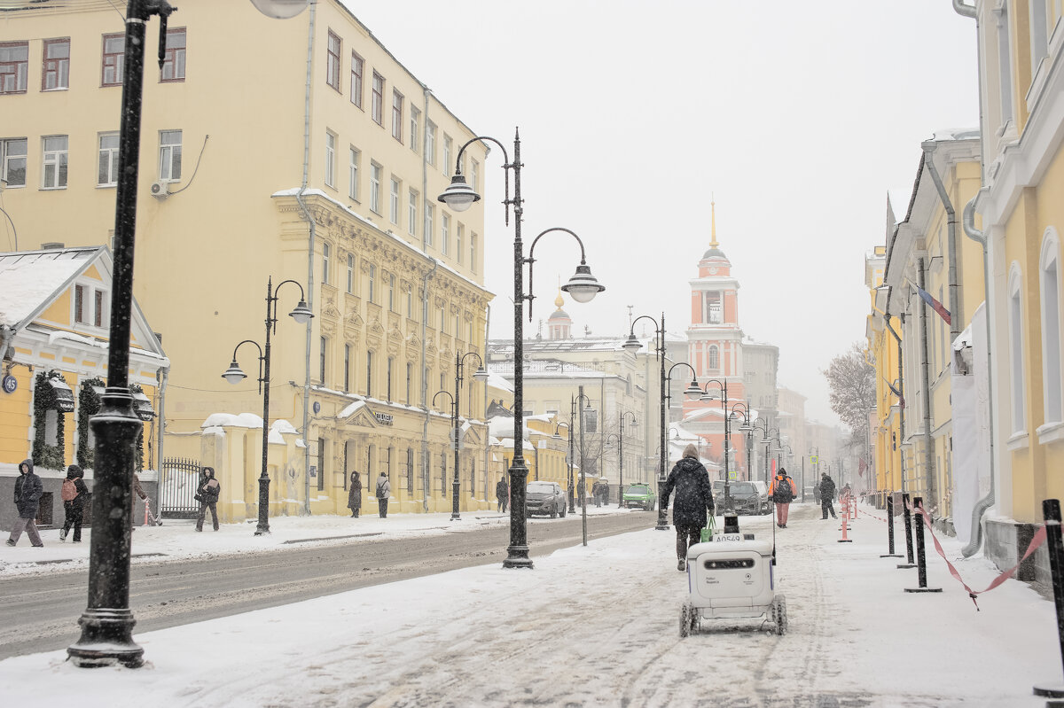Курьер на Пятницкой. - Николай 