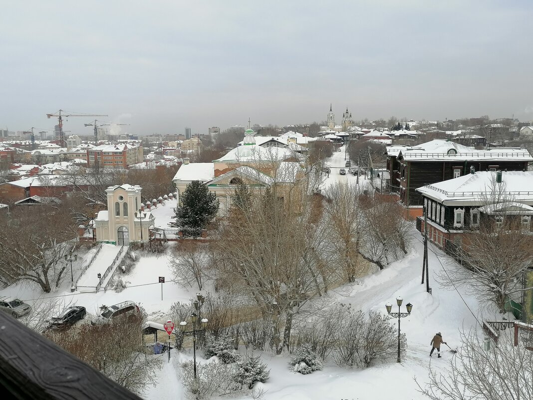 Панорама города с дворником. - Евгений Алябьев Панорама города с дворником. - Евгений Алябьев