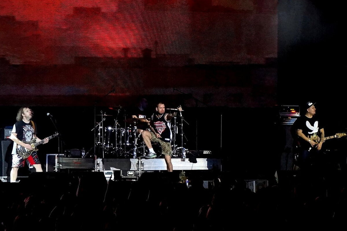 Ляпис Трубецкой / Чартова дюжина / 06.03.2014 - zavitok *