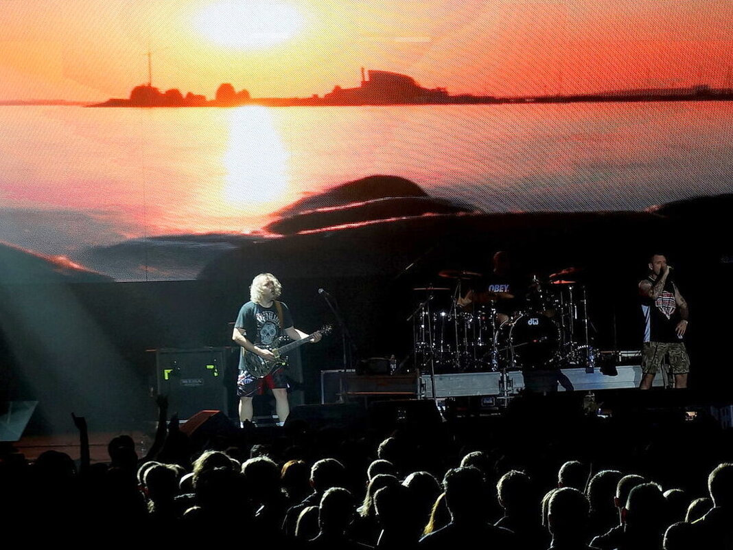 Ляпис Трубецкой / Чартова дюжина / 06.03.2014 - zavitok *