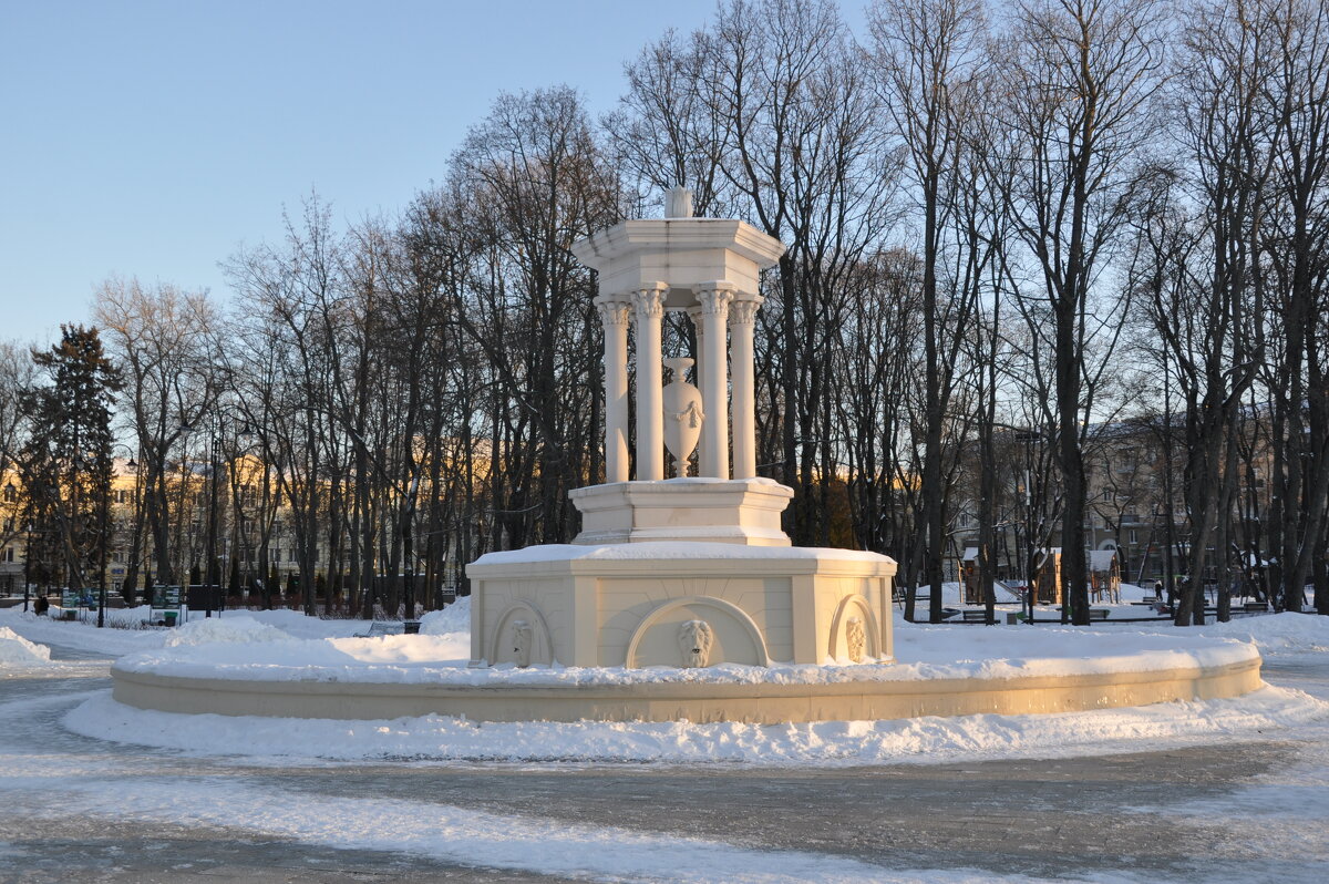 Фонтан со львами зимой - Татьяна Машошина Фонтан со львами зимой - Татьяна Машошина