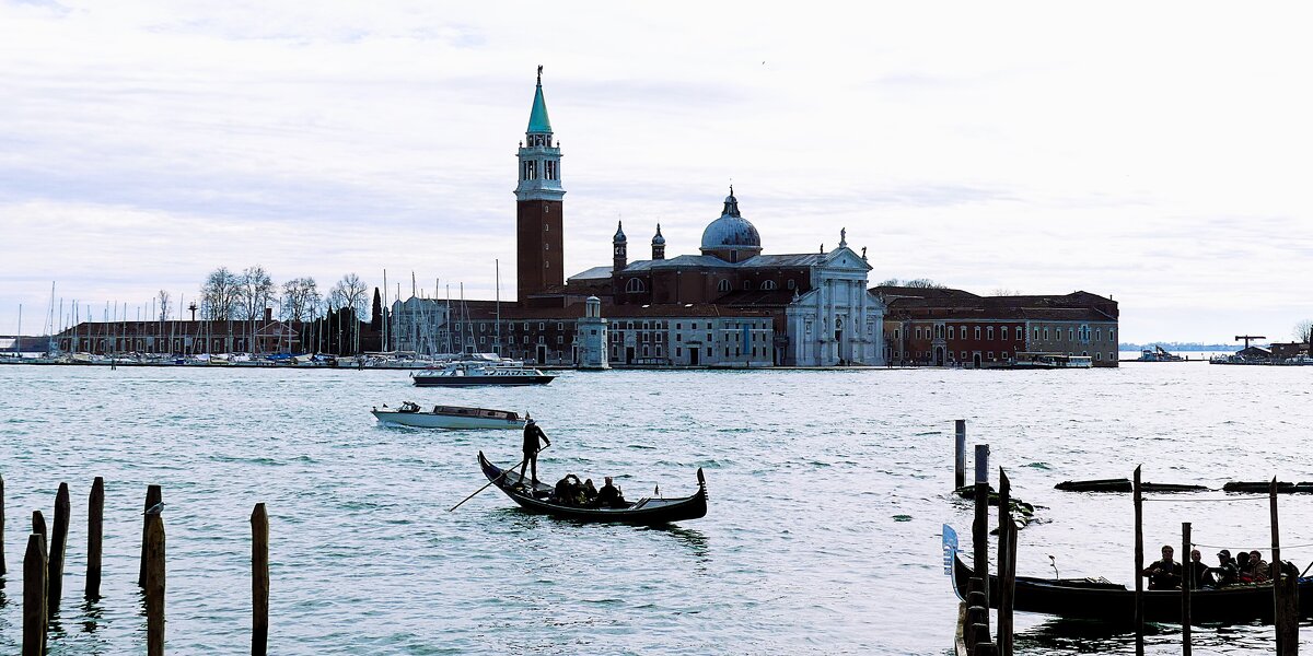 Карнавал в Венеции(серия) - Владимир Манкер