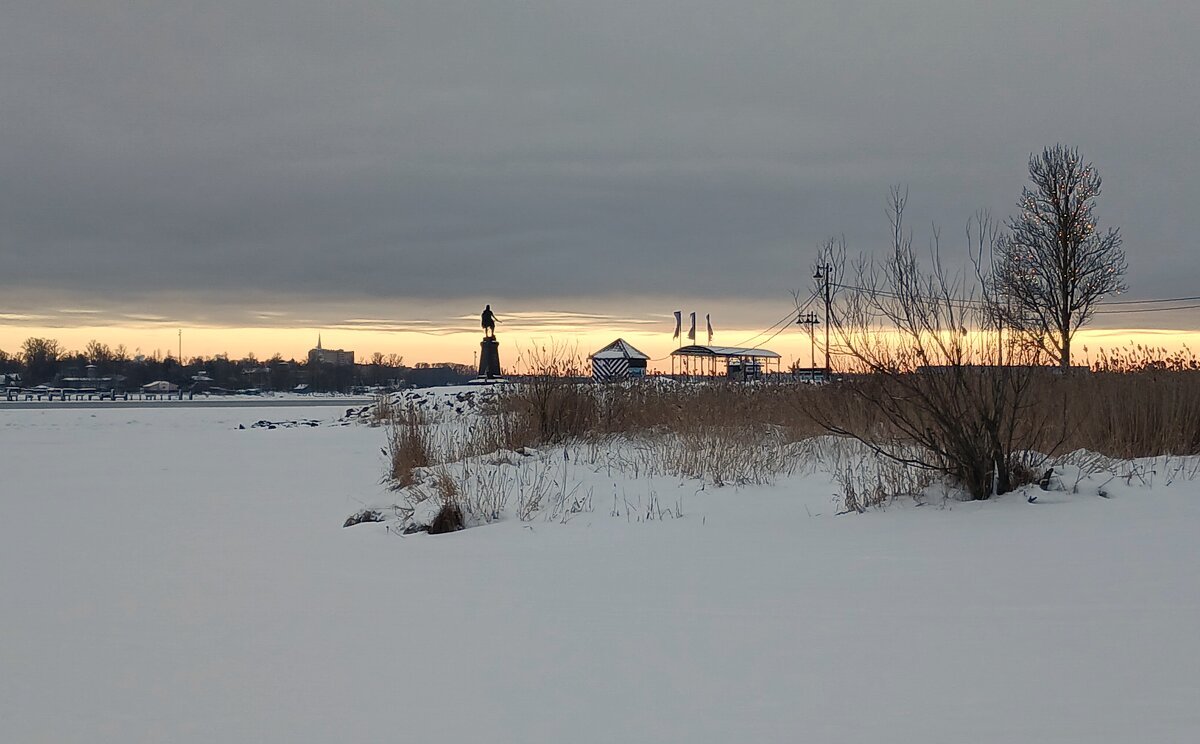 На берегу Ладожского озера - Наталья Герасимова