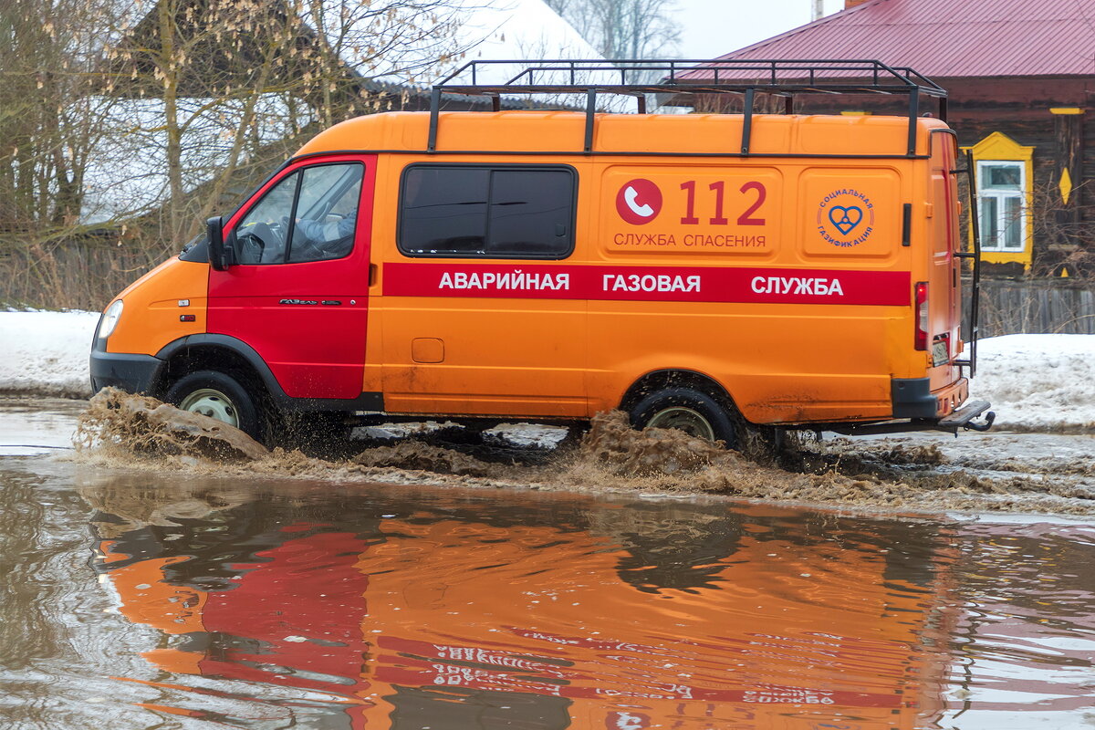 По мартовским разливам. - Анатолий. Chesnavik.
