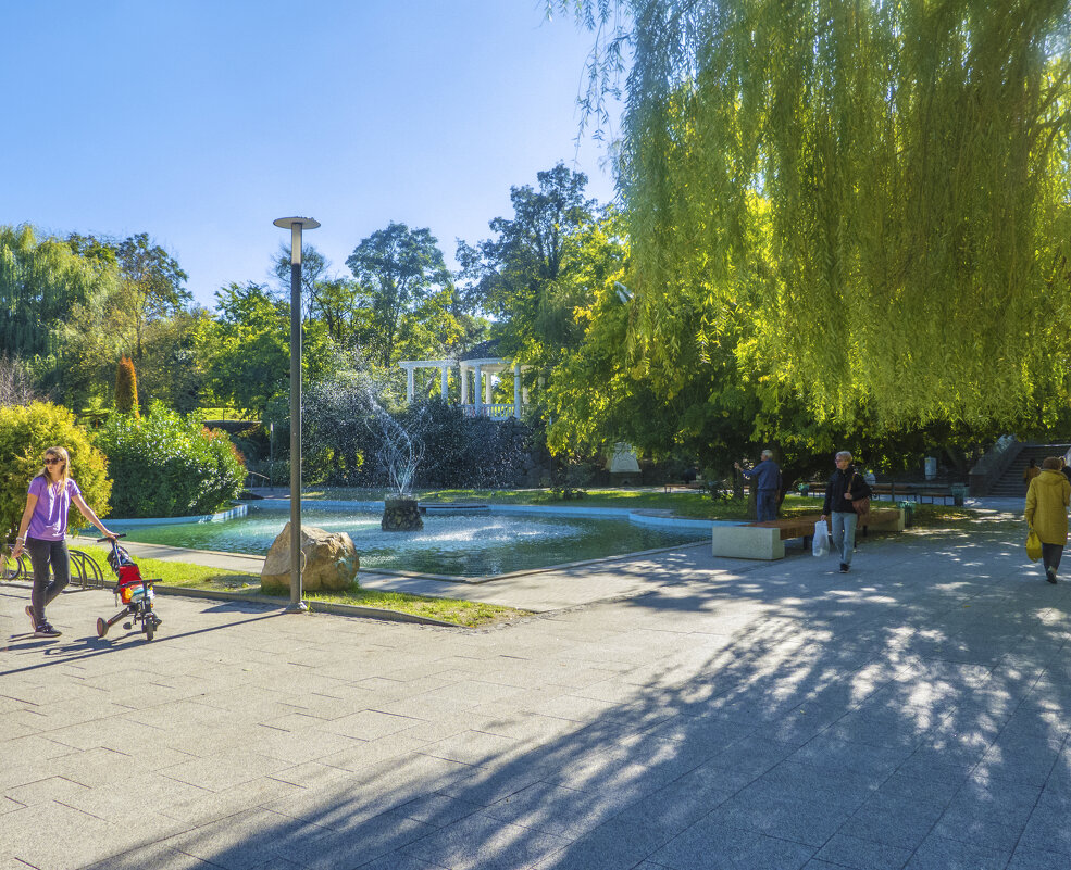 Фонтан в горсаду - Валентин Семчишин