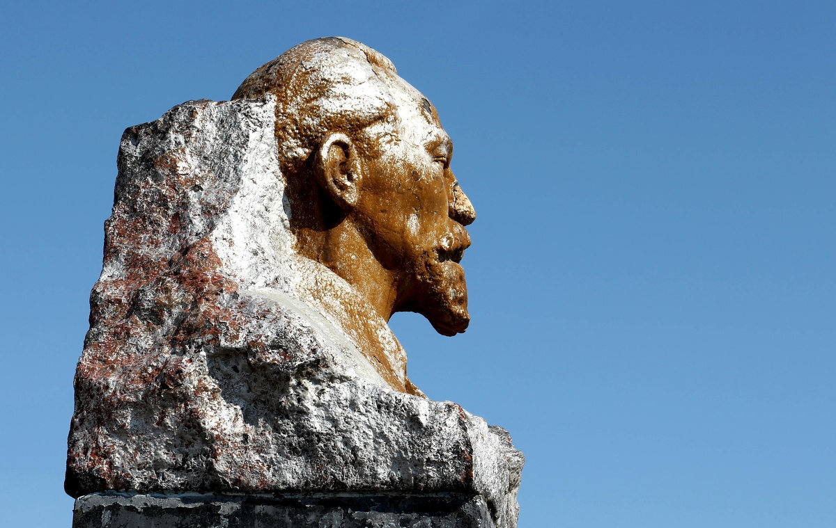 Фараонъ - Олегъ Петрович