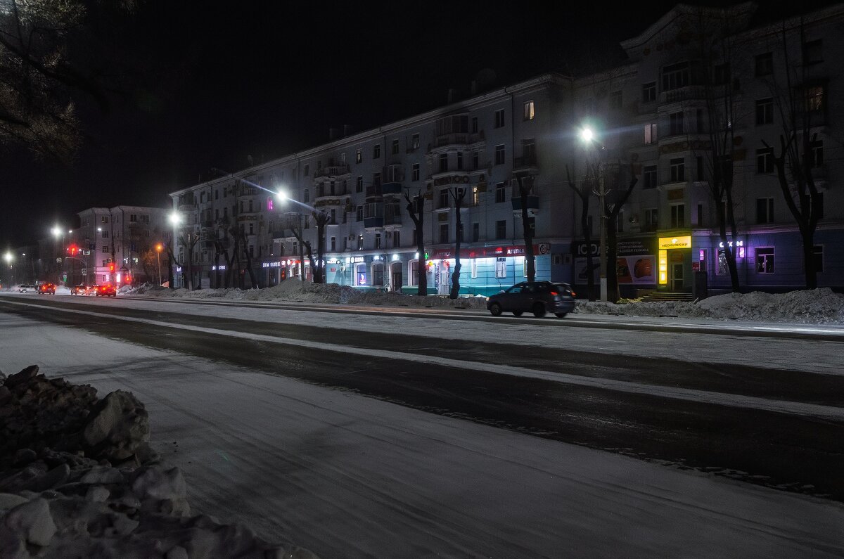Утром на проспекте Мира - Виктор Иванович Чернюк