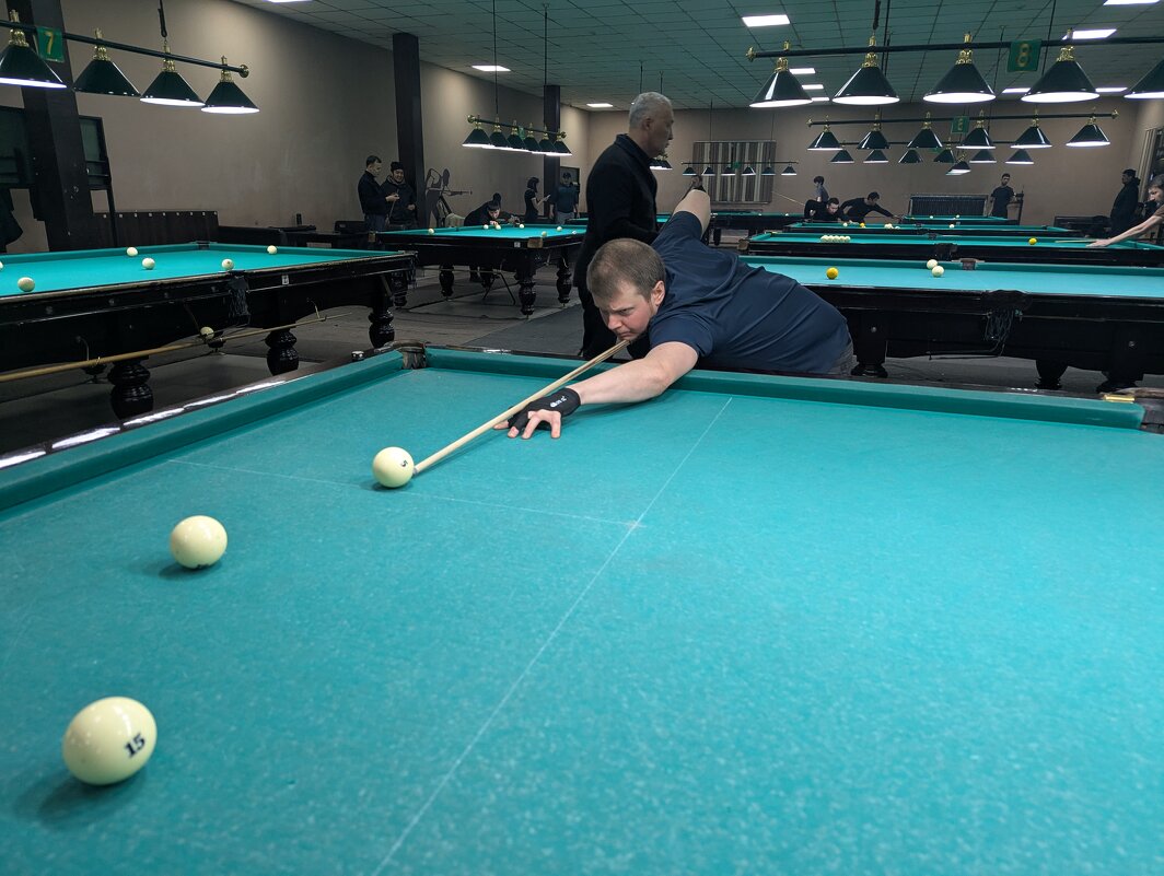 Русский бильярд - Андрей Хлопонин Русский бильярд - Андрей Хлопонин