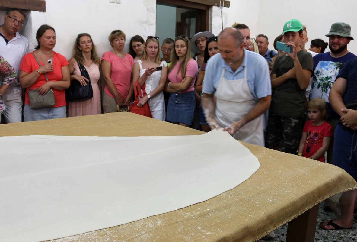 Мастер-класс по изготовлению пахлавы - Ольга Мастер-класс по изготовлению пахлавы - Ольга