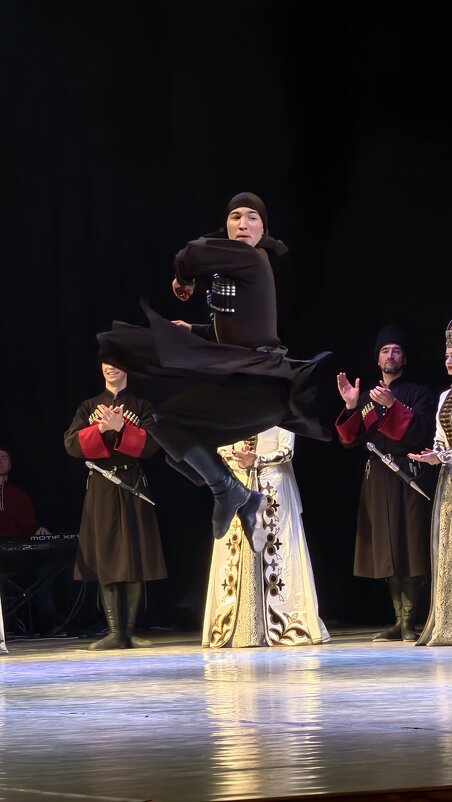 Прыжок - Мариша 