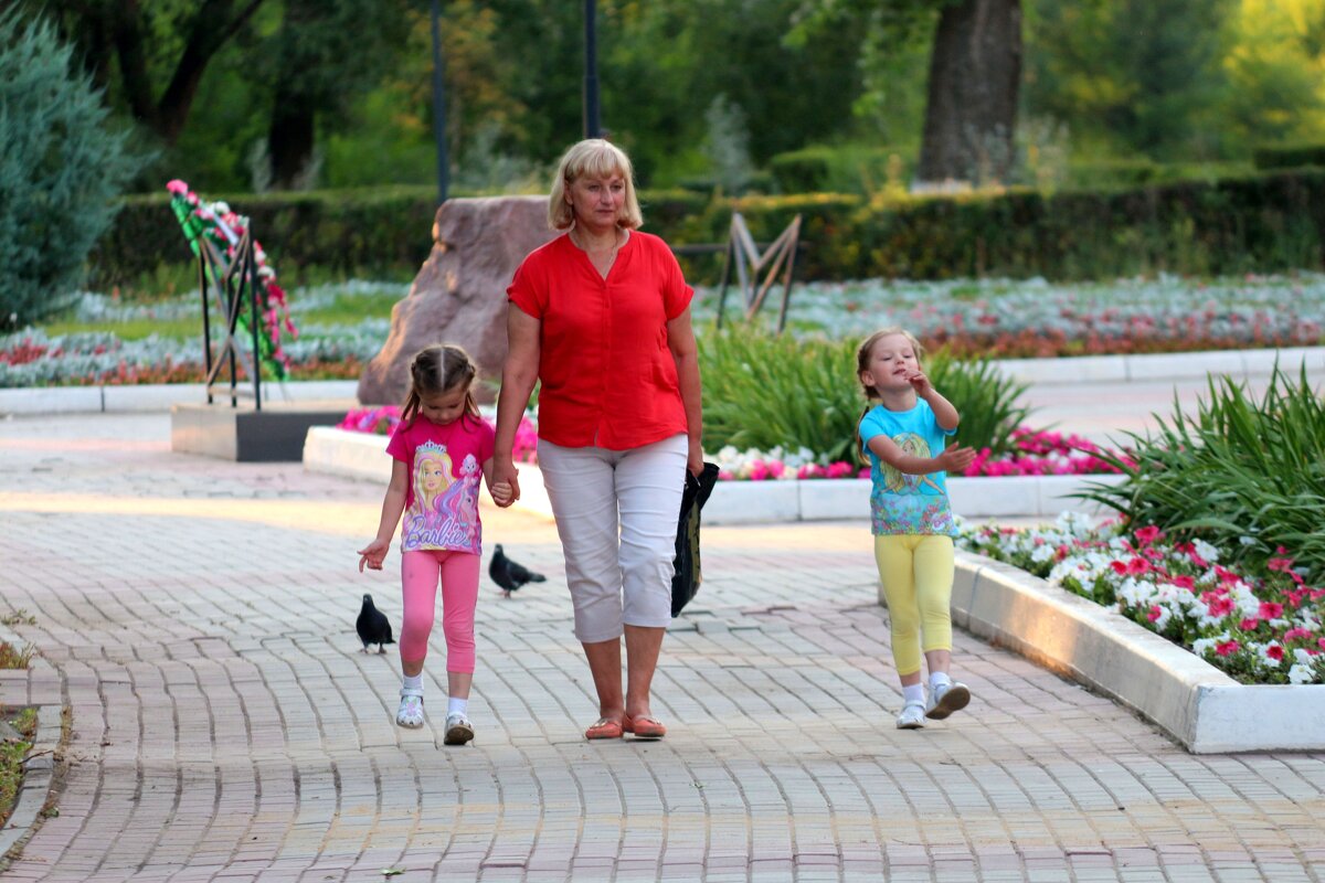 **** - Андрей Л. В.