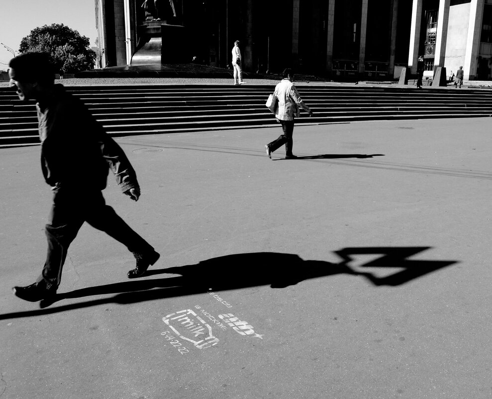 *** - Сергей Золотавин