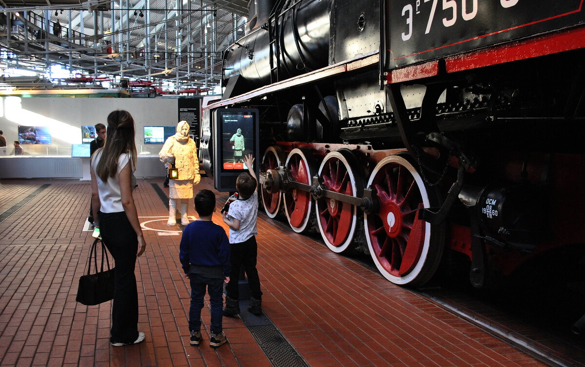 Путевая обходчица - AleksSPb Лесниченко Путевая обходчица - AleksSPb Лесниченко