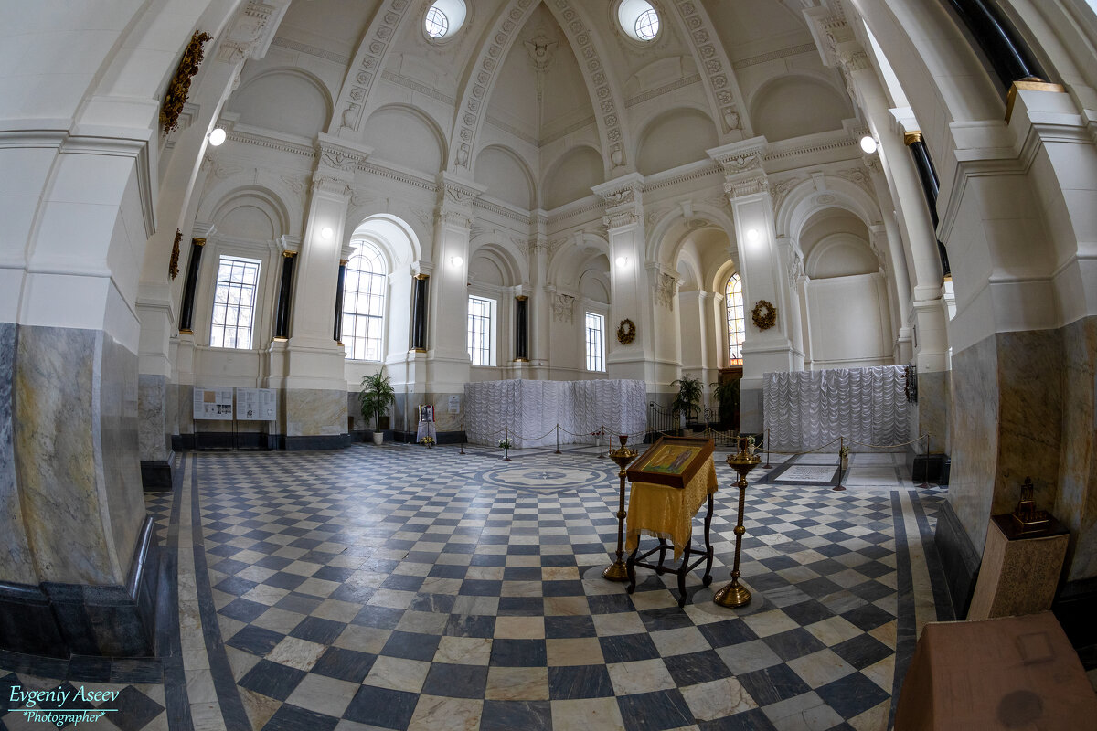 Над вечным покоем - Евгений 