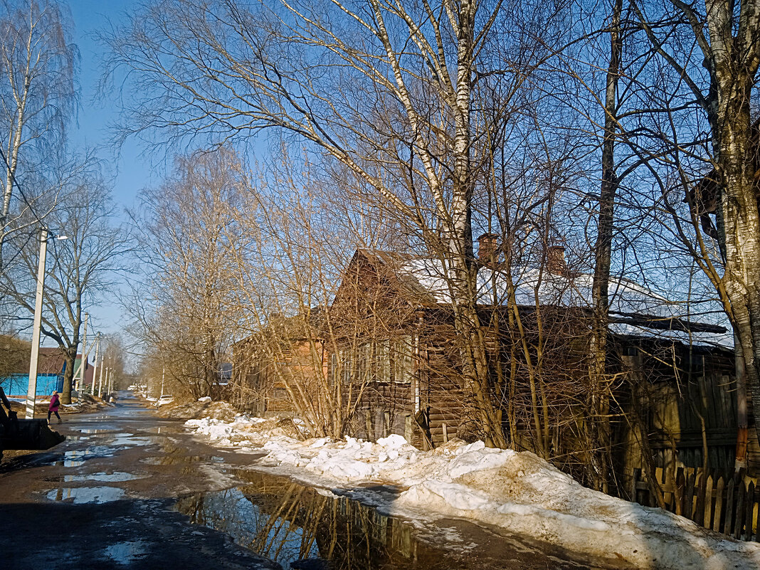 Весна на улице города - Сергей Кочнев