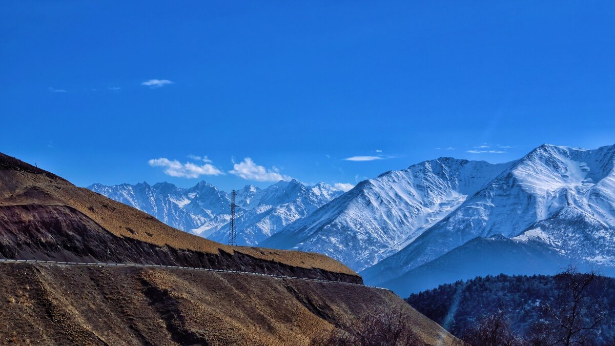 Дорога через перевал Цей- Лоам - Мариша 