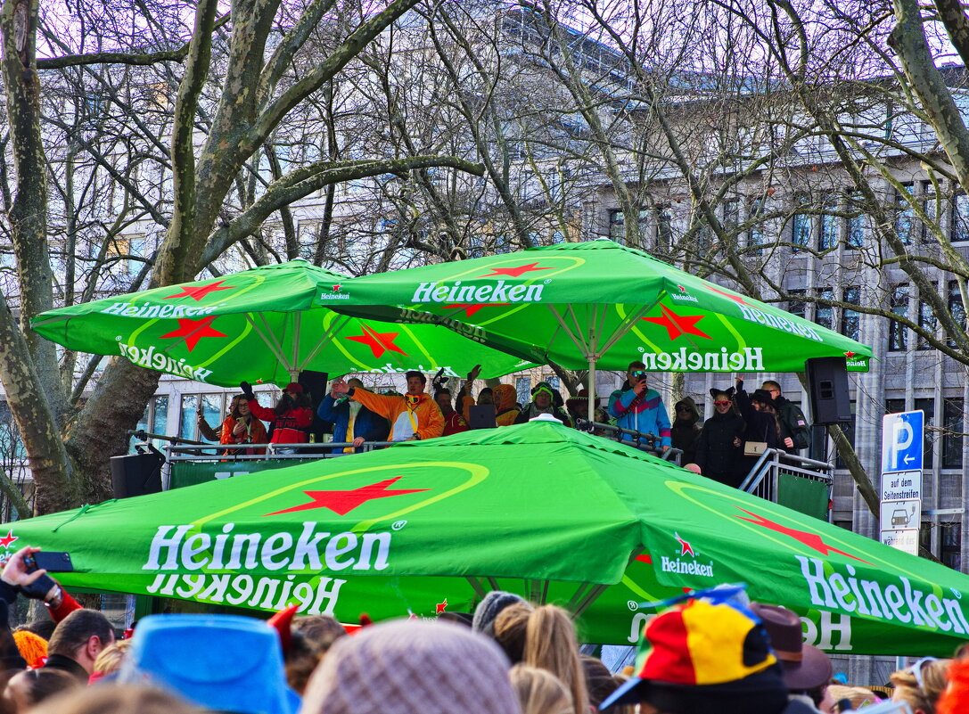 **** - Witalij Löwin