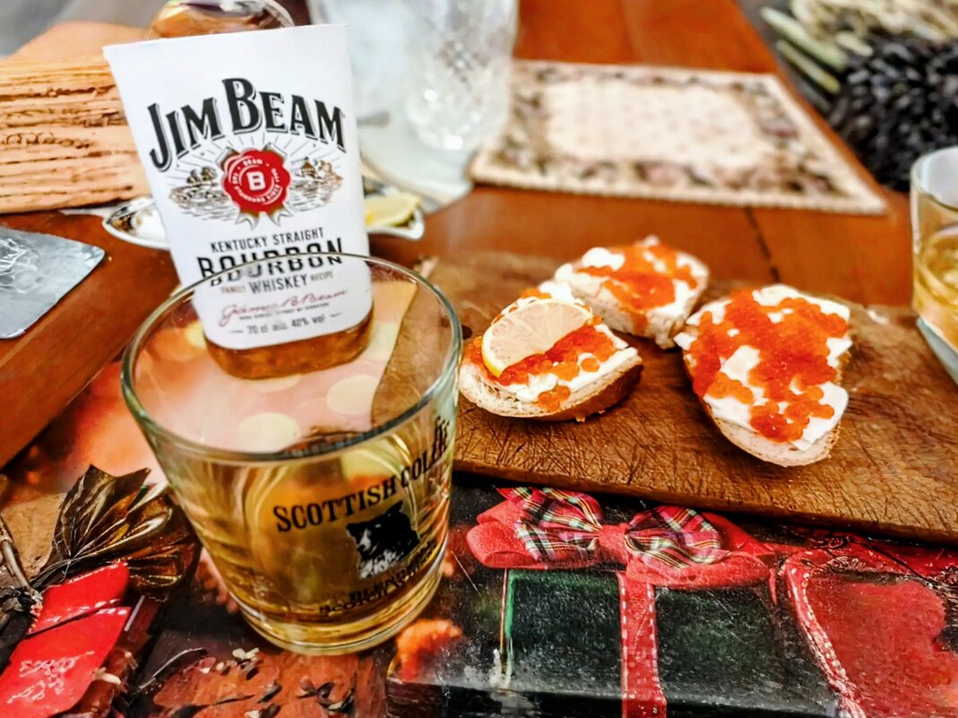 В воскресный день... - Михаил Столяров