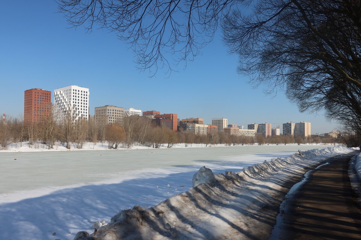 На том берегу - Дмитрий И_
