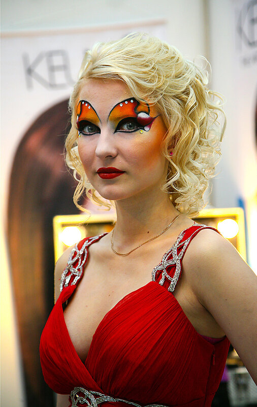 Фантастическая женщина. - Александр Дмитриев Фантастическая женщина. - Александр Дмитриев