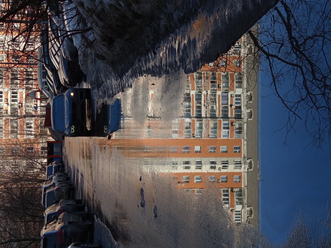 Март в городе - Андрей Лукьянов