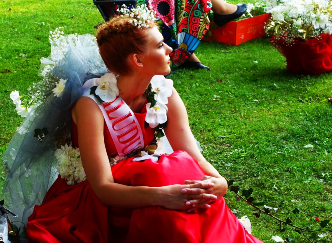 Красота под охраной.. - Aida10 